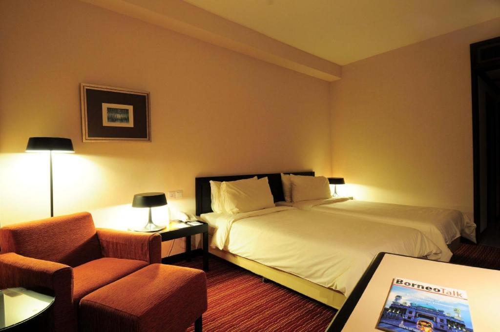 Tanahmas The Sibu Hotel Exterior foto
