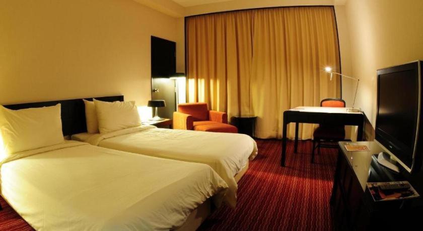 Tanahmas The Sibu Hotel Exterior foto