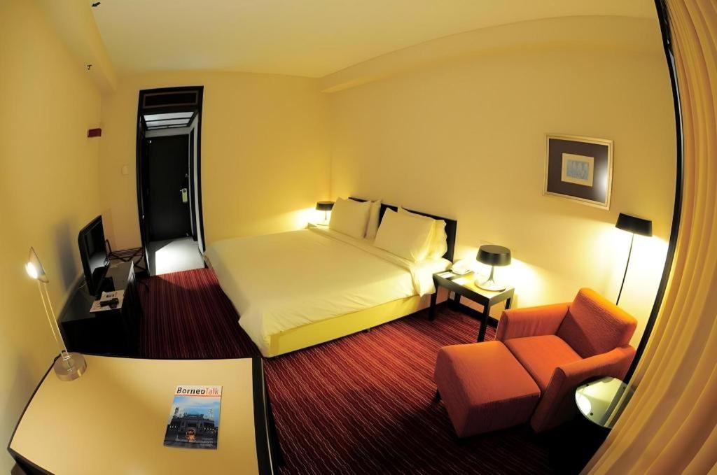 Tanahmas The Sibu Hotel Exterior foto
